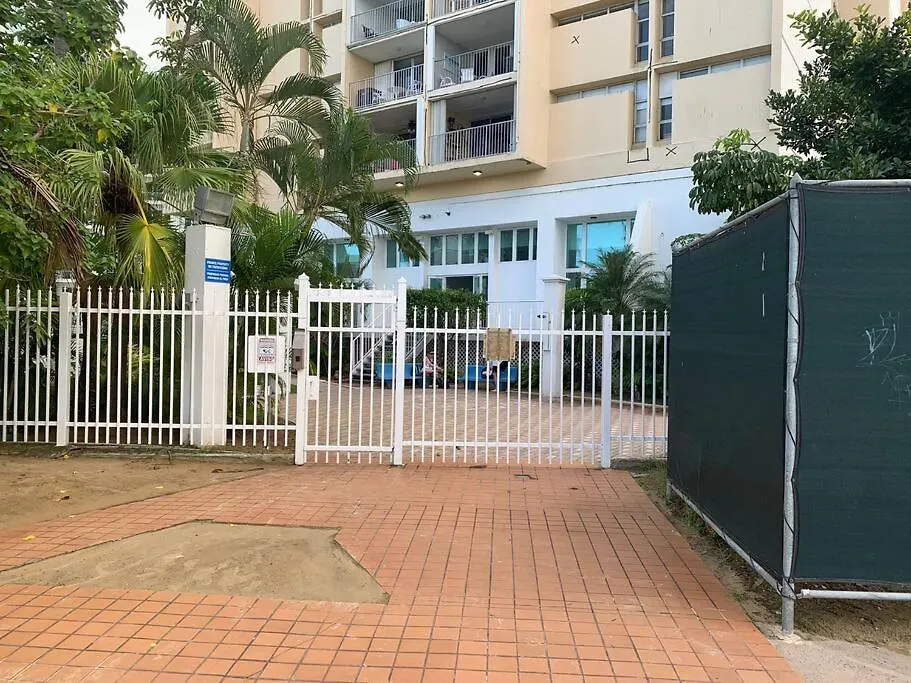 Cozy Oceanview Studio W Parking 圣胡安